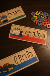 Melissa and Doug See and Spell Storytime Standouts looks at Popular Home and Classroom Learning Games for Beginning Readers